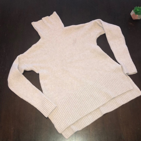 Lou & Grey turtle neck sweater - Picture 1 of 5